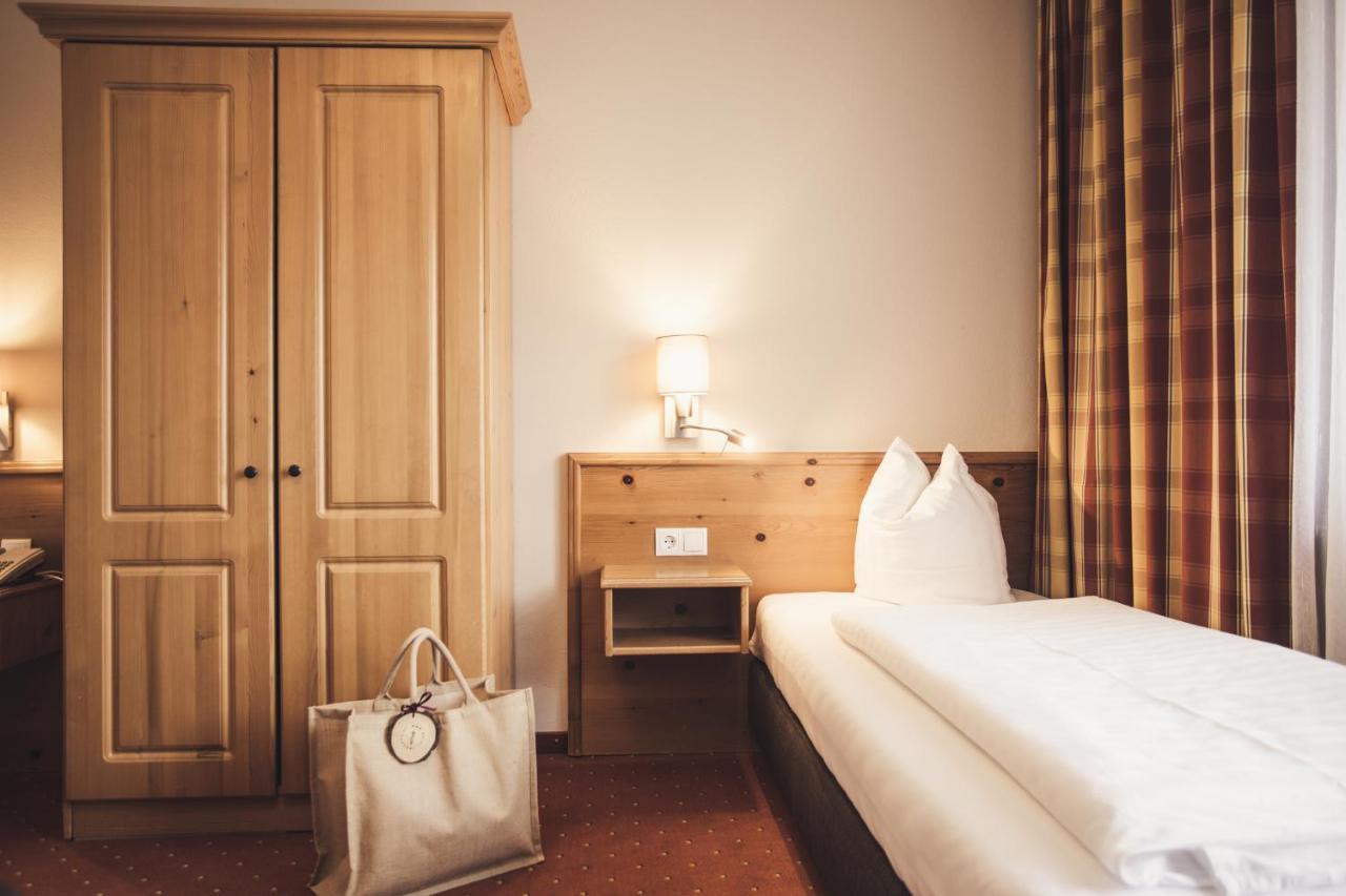 Hotel Johanna Mitten Im Oetztal Umhausen Bagian luar foto