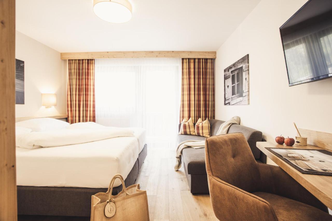Hotel Johanna Mitten Im Oetztal Umhausen Bagian luar foto